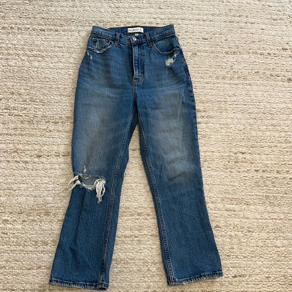 Abercrombie High Rise Kick Flare Curve Love